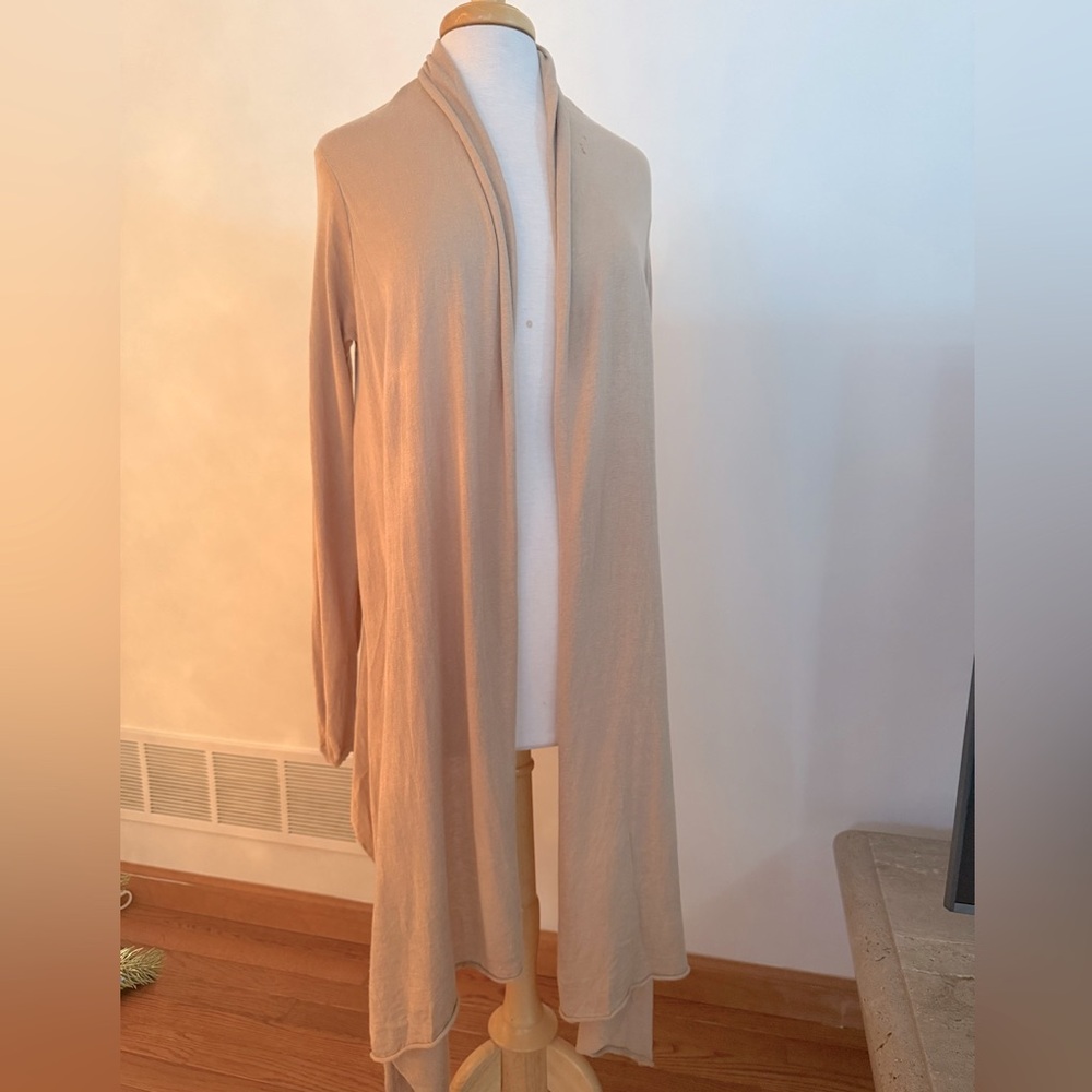 Thin coat